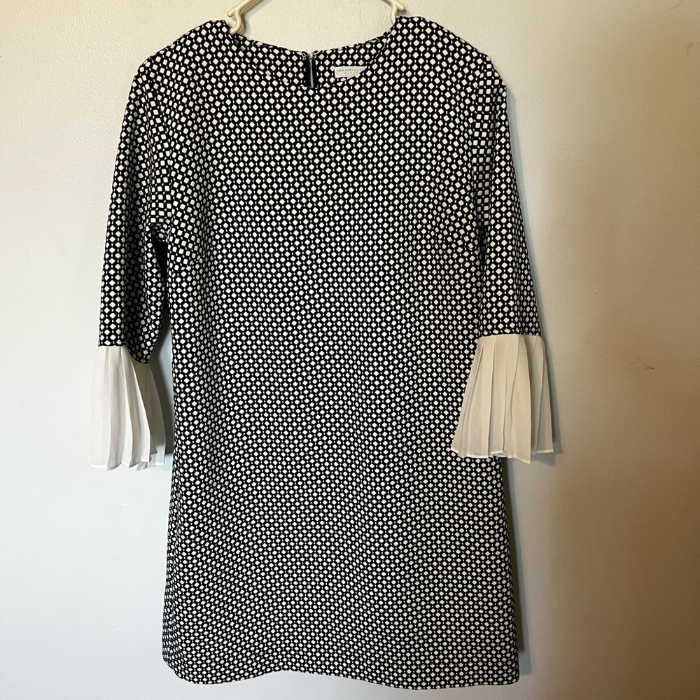 New York and Company Short Sleeve Dress